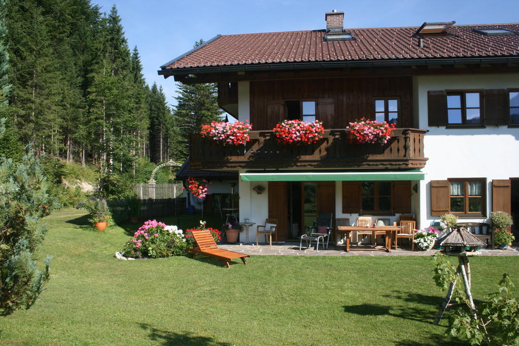 Ferienhaus Am Roemerweg Klais Exteriér fotografie